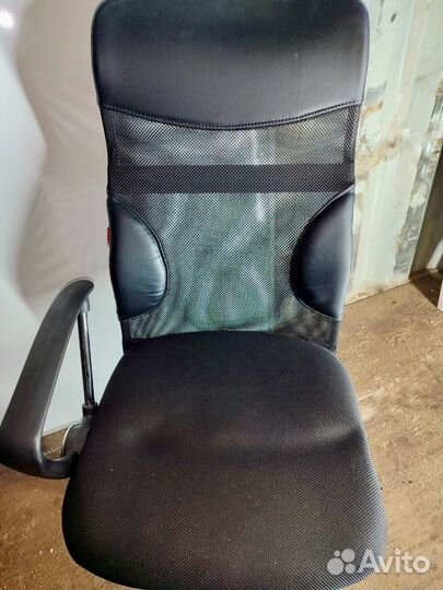 Компьютерное кресло