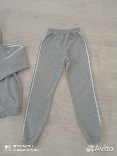 Спортивный костюм для мальчика 128-134