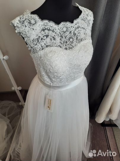 Свадебное платье с рукавами новое