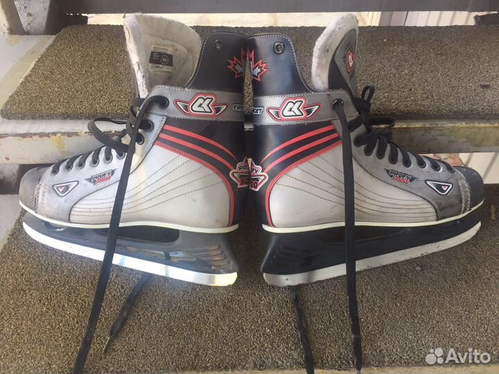 Коньки хоккейные