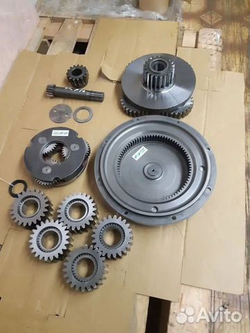 Запчасти для редуктора хода грохота Maximus 522