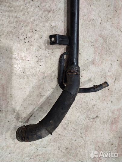 Патрубок системы охлаждения Audi A4 B6 ALT 2003