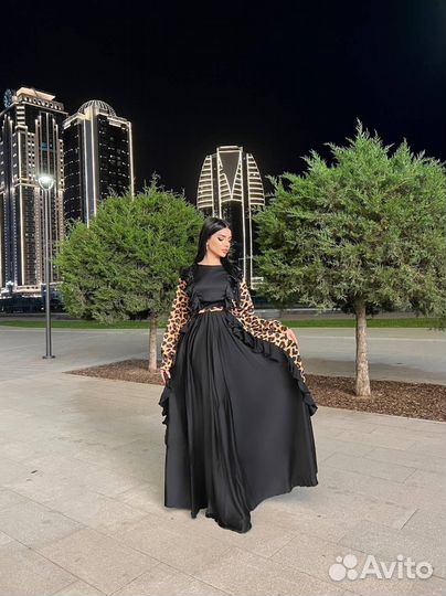 Шикарное длинное платье