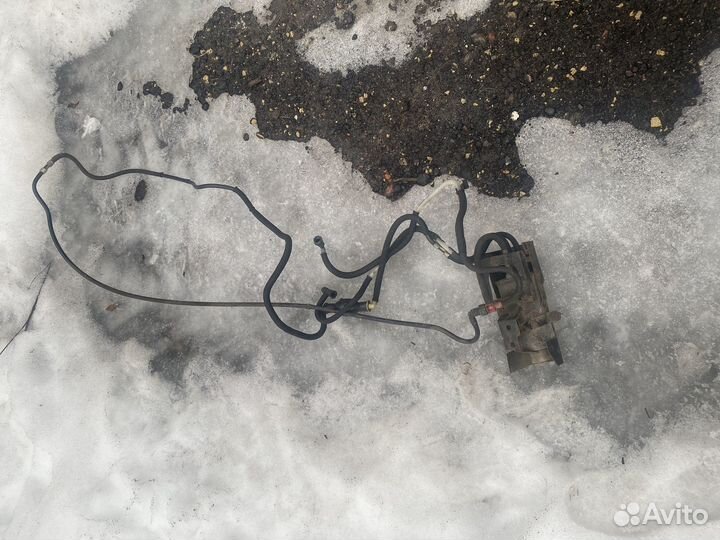 Топливный фильтр в сборе рено дача 1,5 дизель