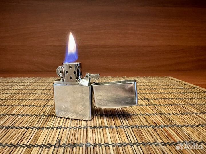 Зажигалка zippo оригинал
