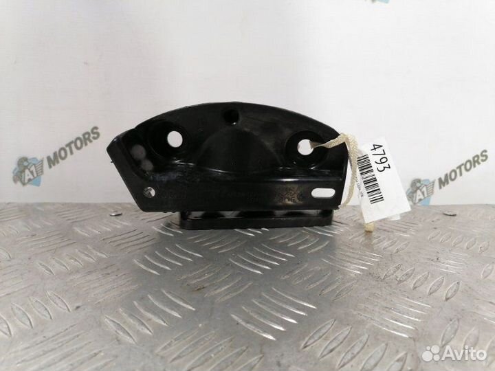 Крепление бампера заднее левое Bmw 3-Series E90