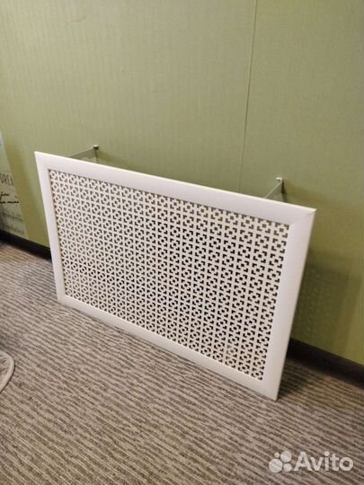 Экран на радиатор отопления 2шт