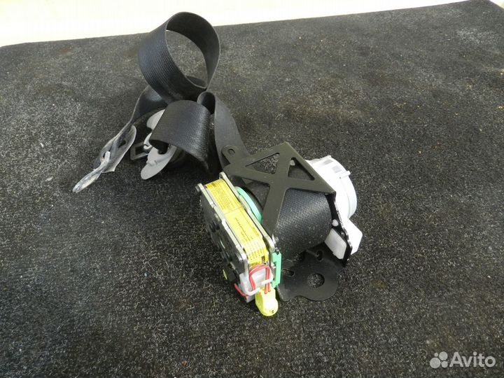 Ремень безопасности правый toyota Corolla 150