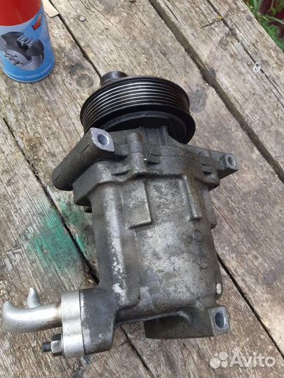 Компрессор кондиционера Nissan Note Tiida E11 C11