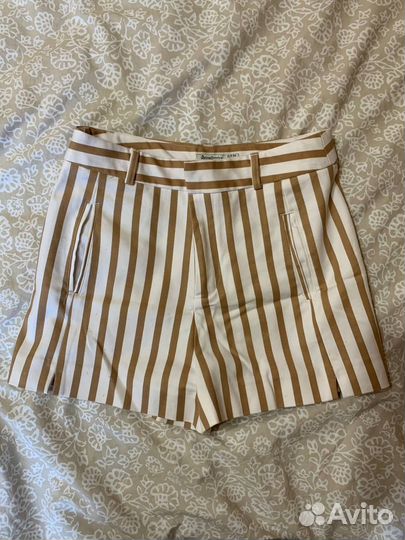 Шорты Stradivarius