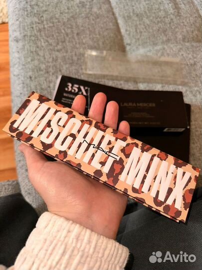 Продам Палетку MAC Mischief minx