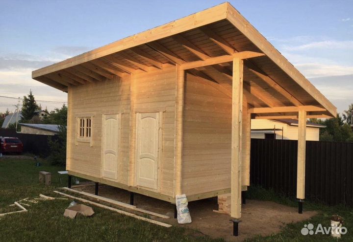 Бригада строителей