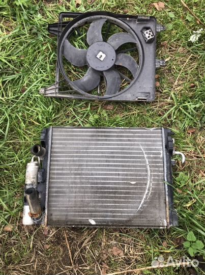 Радиаторы вентилятор Рено Logan 1.6л 2006г