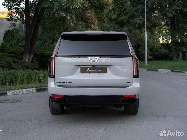 Cadillac Escalade 6.2 AT, 2022, 16 573 км