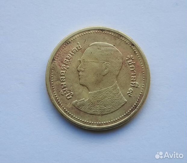 Монета 2 бата Тайланд 2012