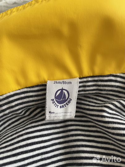 Плащ Petit Bateau и штаны Zara 92