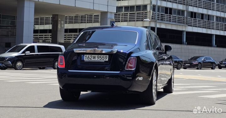 Rolls-Royce Phantom 6.8 AT, 2021, 47 800 км