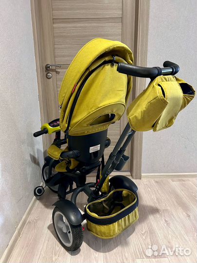 Детский трехколесный велосипед с ручкой