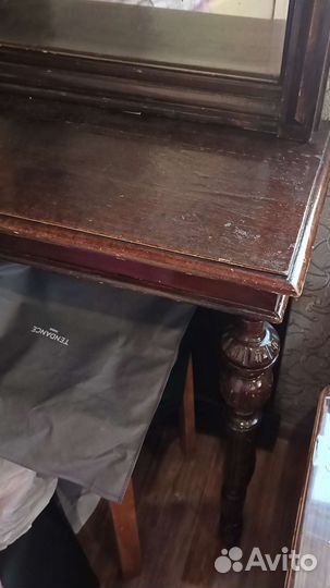 Антикварное зеркало