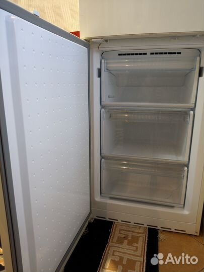 Холодильник бу Bosch