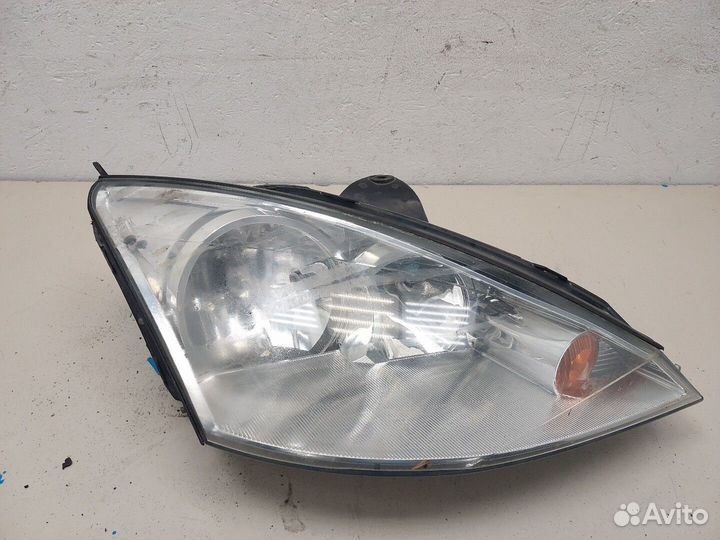 Фара (передняя) Ford Focus 1, 2001