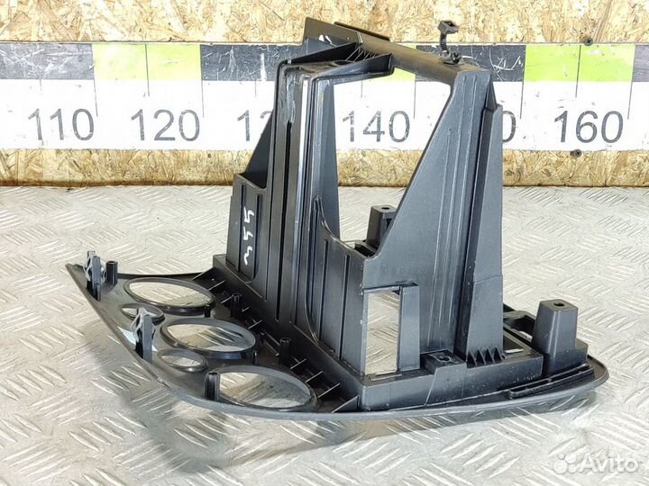 Рамка магнитолы Ford Fusion 2002-2012