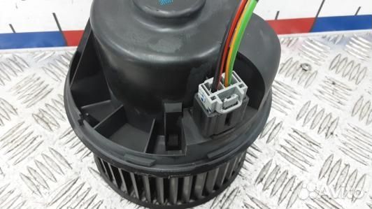 Моторчик печки ford focus 2 (PBE14KK01)