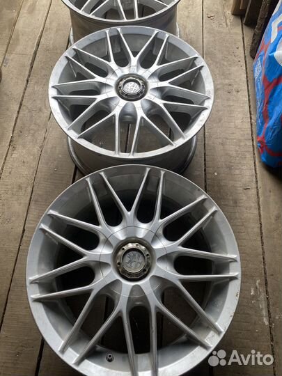 Диски литые R 16 Bridgestone 3 диска 4-100 4-114.3