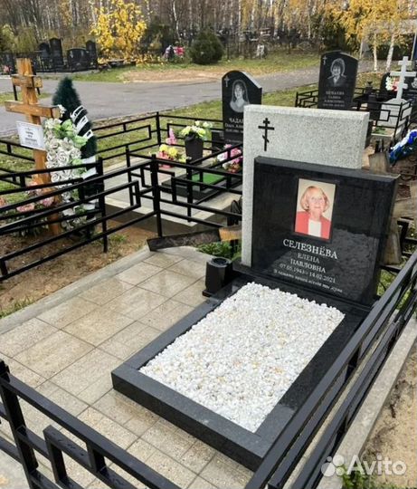 Бюджетный памятник из гранита с доставкой