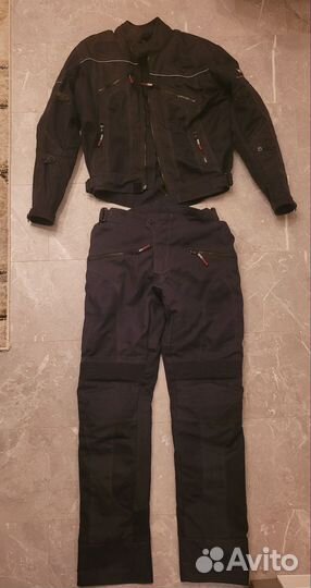 Всесезонный мотокостюм