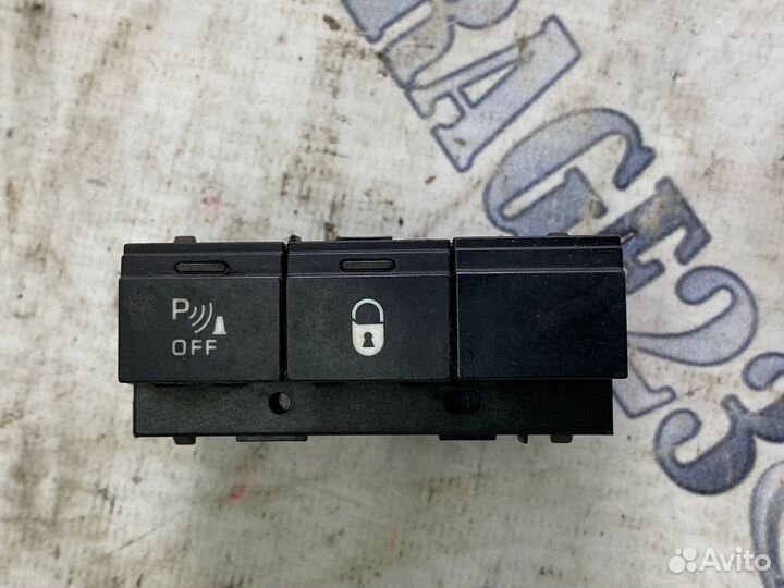 Кнопка peugeot 1007