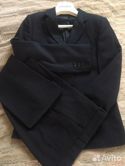 Костюм школьный