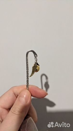 Закладка со снитчем (Гарри Поттер)