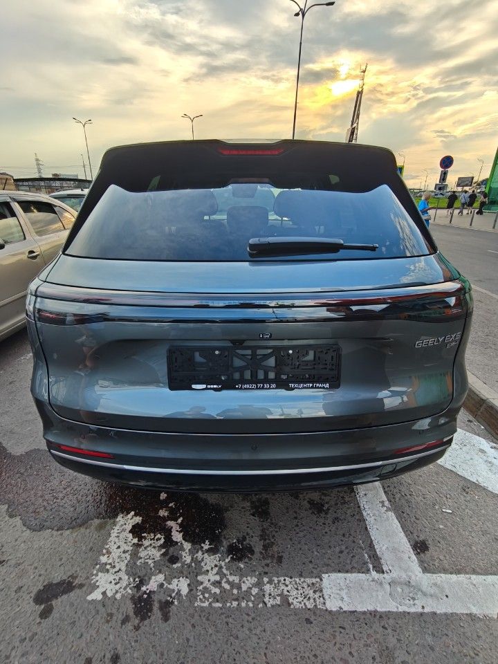 Geely EX5 Гибрид: фото владельца