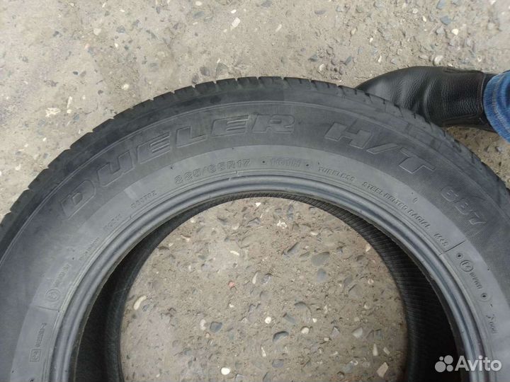 Bridgestone Dueler H/T 685 225/65 R17