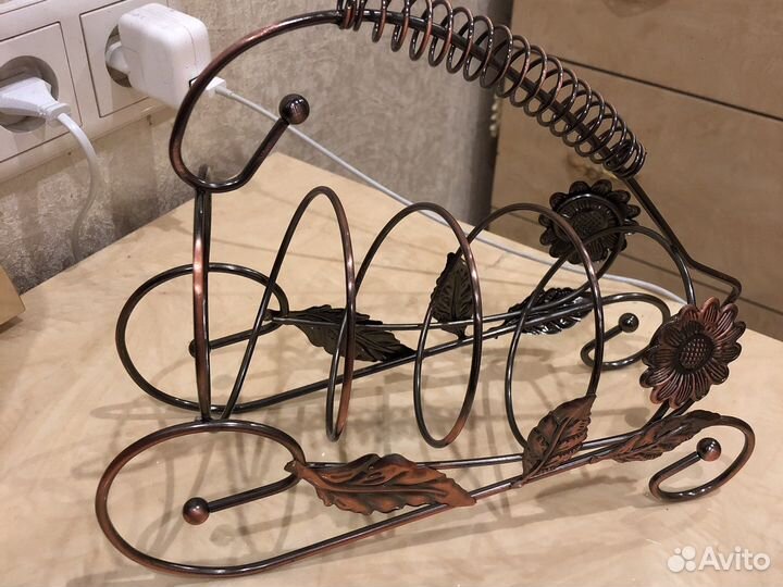 Подставка для винных бутылок