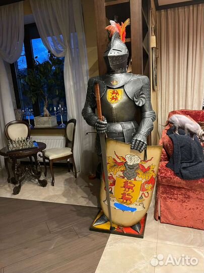 Рыцарь, ратник, латы