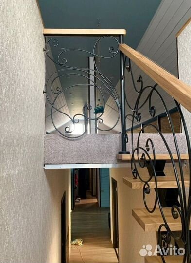 Каркас лестницы из металла