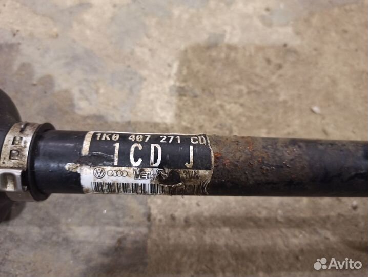 Привод левый jetta 5 оригинал