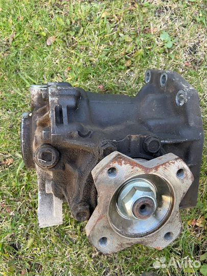 Infiniti jx35(qx60) Угловой редуктор раздатка