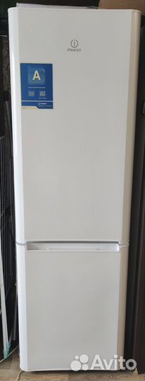 Продам холодильник рабочий