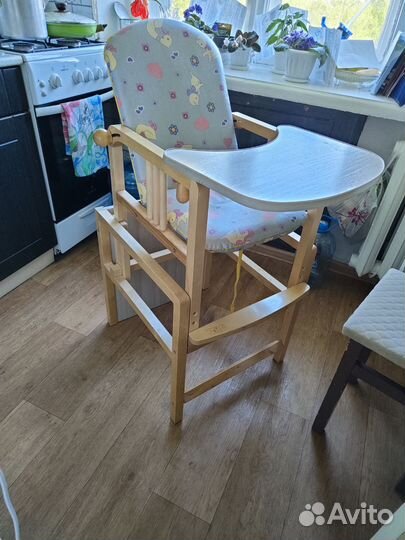 Стульчик для кормления
