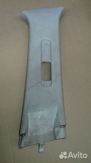 Обшивка стойки средней правой верхняя Geely MK 200
