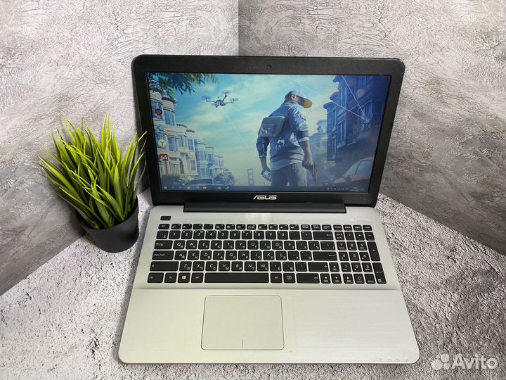 Игровой ноутбук Asus 2 видеокарты/SSD/8 gb