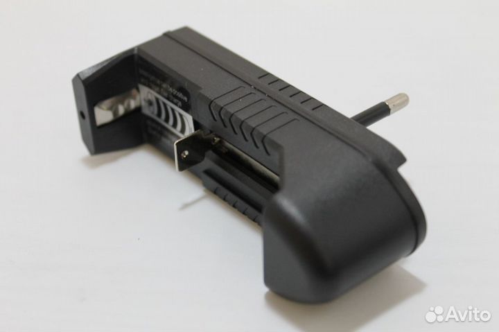 Зарядное устройство для аккумуляторов 18650