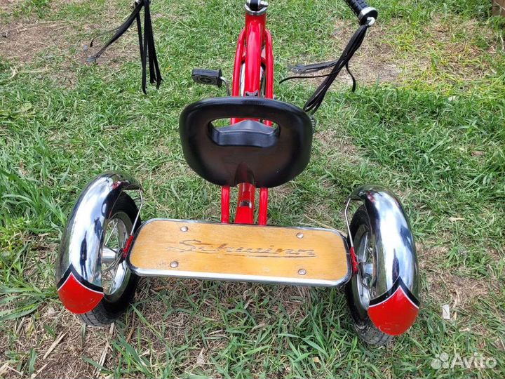 Детский трехколесный велосипед