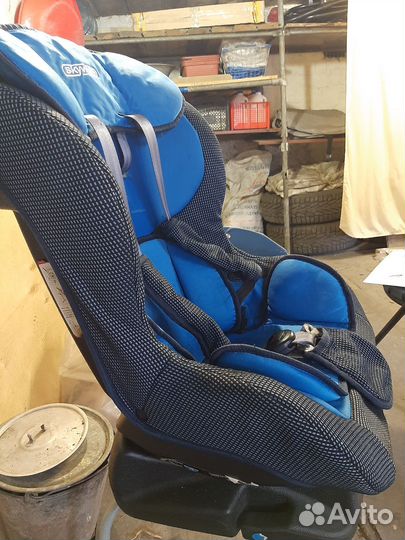 Детское кресло автомобильное б/у