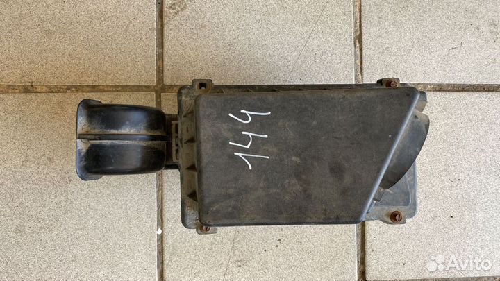 Корпус воздушного фильтра Ford Focus 1