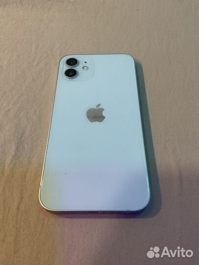iPhone 12, 64 ГБ