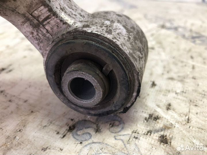 Рычаг правый верхний задний Nissan Murano z50